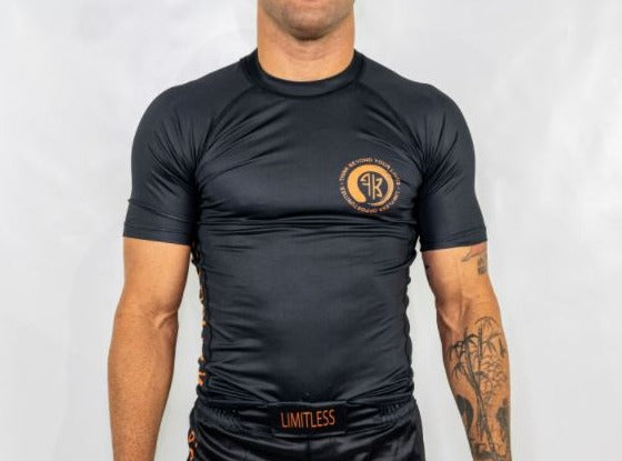 Limitless Short Sleeve Rash Guard - ONYX – Alchemize Fightwear