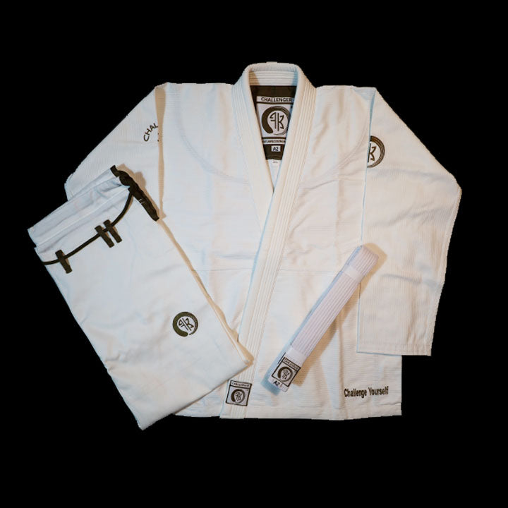 ADULTS CHALLENGER 3.0 GI - WHITE (FREE WHITE BELT)